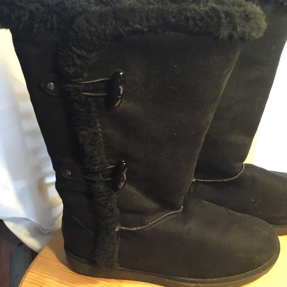 Airwalk Black Toggle Boots • Size 7 - Picture 2 of 7